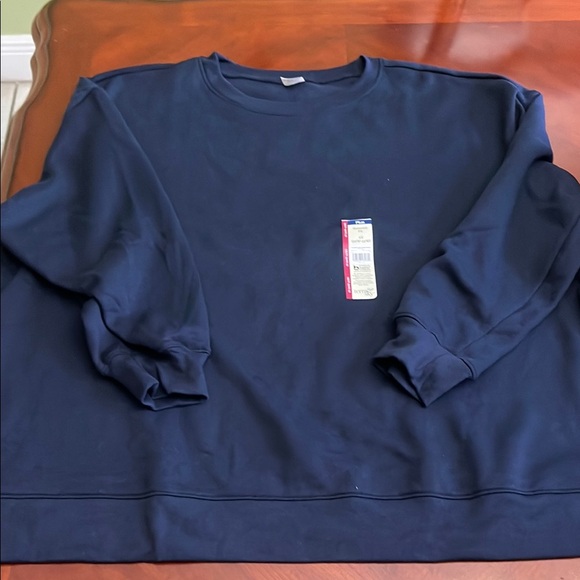 Tops - Navy fleece sweatshirt